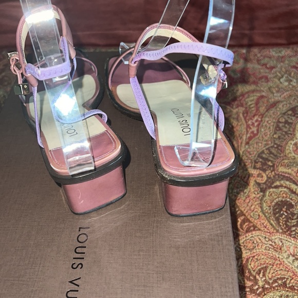 Authentic Louis Vuitton purple sandals - Picture 7 of 11